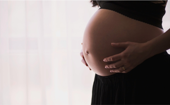 マタニティヨガ画像