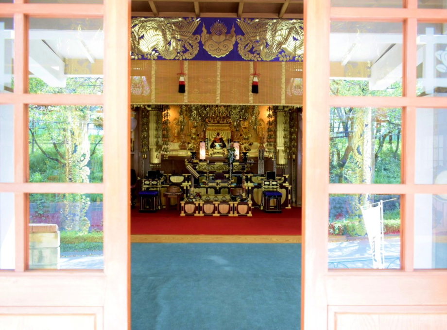 寺ヨガ本堂画像